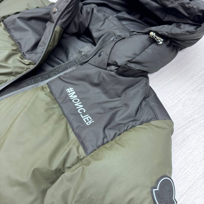 Moncler Hooded Short Down Jacket